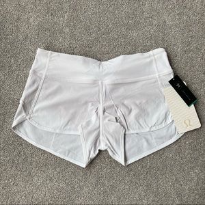 Nwt lululemon speed shorts size 4 white color with tan lining 2.5” inseam